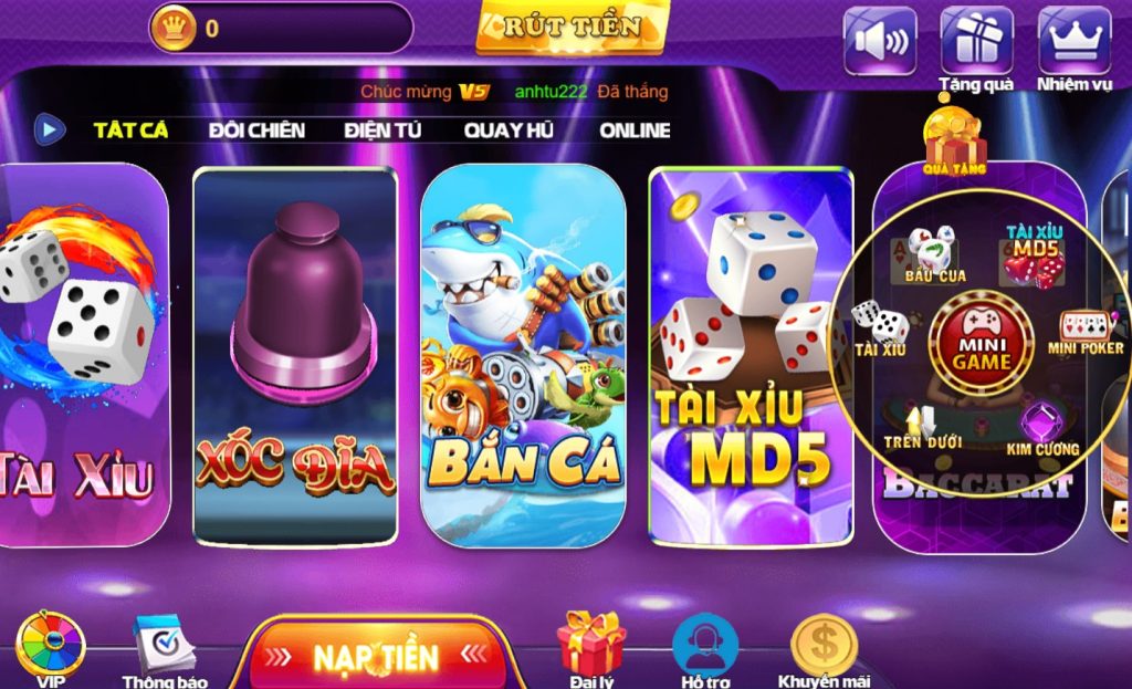 Bạn có thể bấm vào mục Mini game để chơi